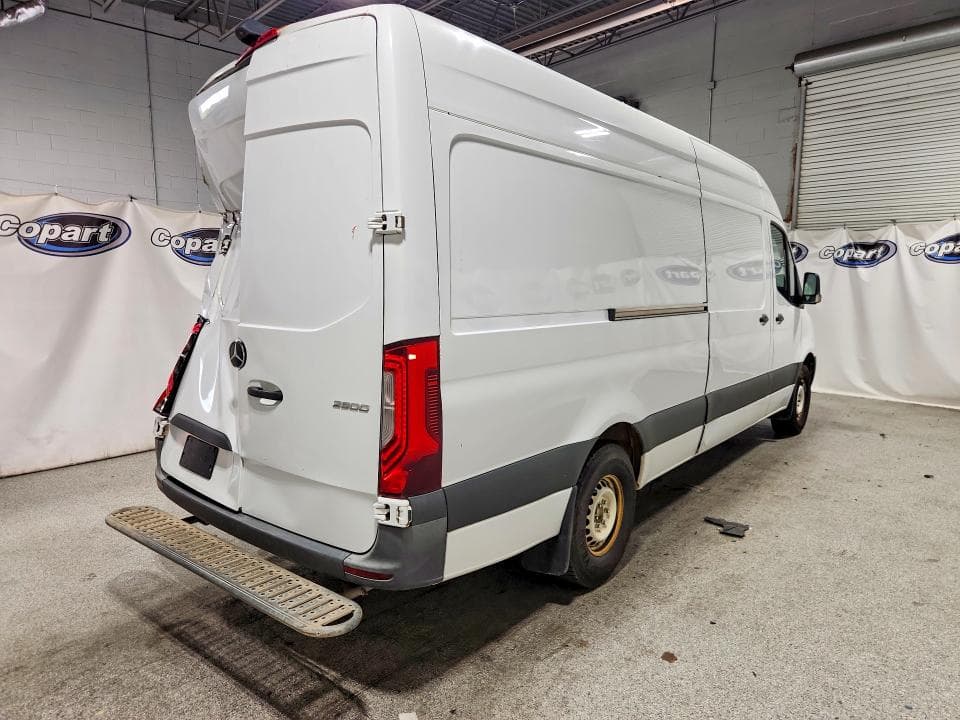 2021 MERCEDES-BENZ SPRINTER 2500 3