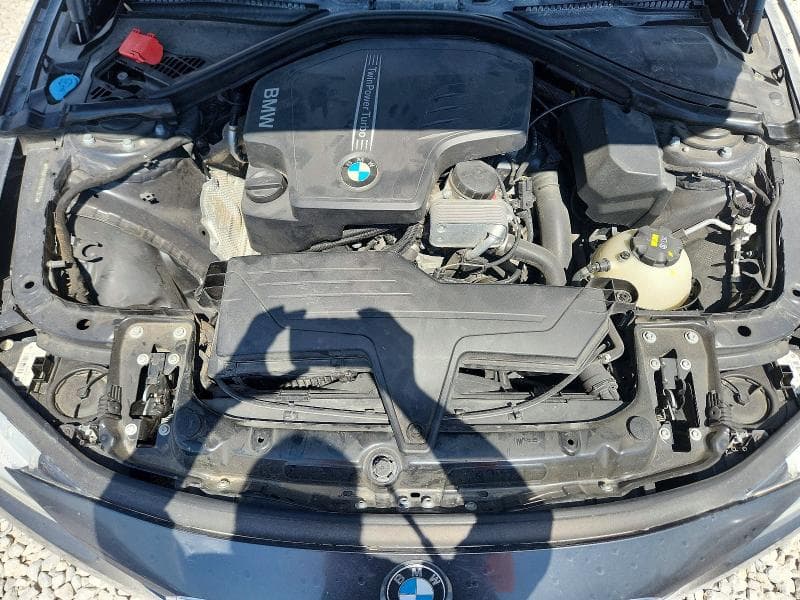 2017 BMW 320 I I 11