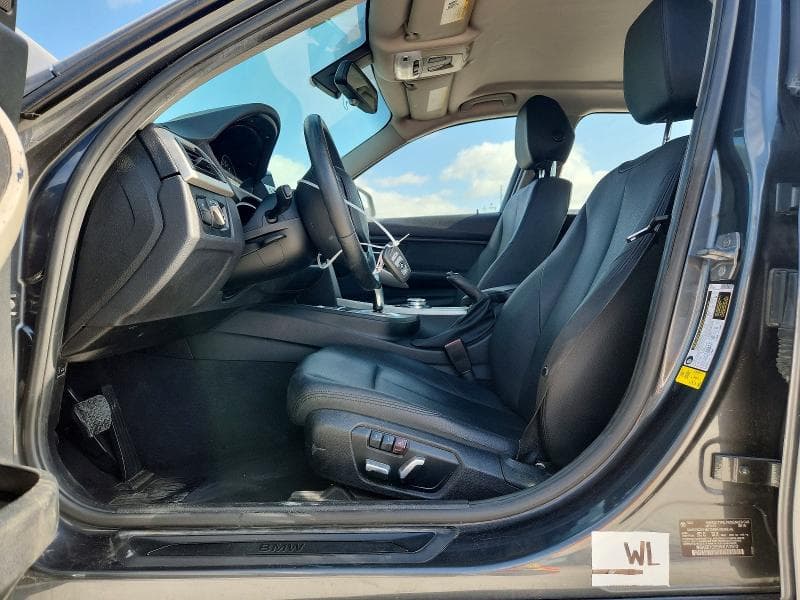 2017 BMW 320 I I 12