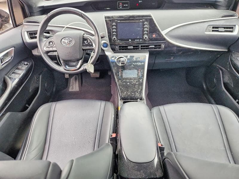 2018 TOYOTA MIRAI BASE 8