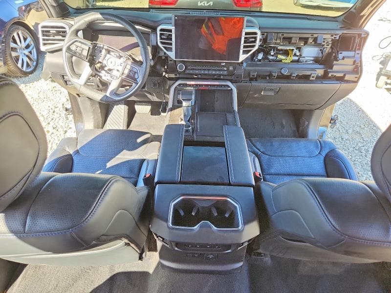 2025 TOYOTA TUNDRA PLATINUM 8