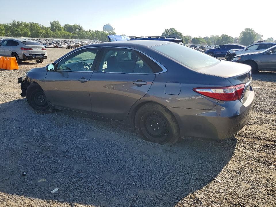 2016 TOYOTA CAMRY LE 2