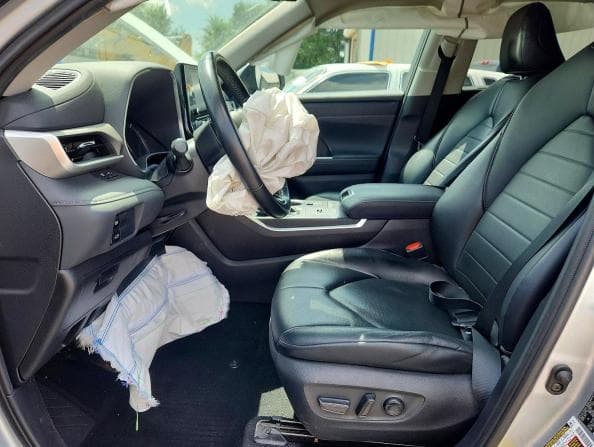 2021 TOYOTA HIGHLANDER HYBRID XLE HYBRID XLE 7