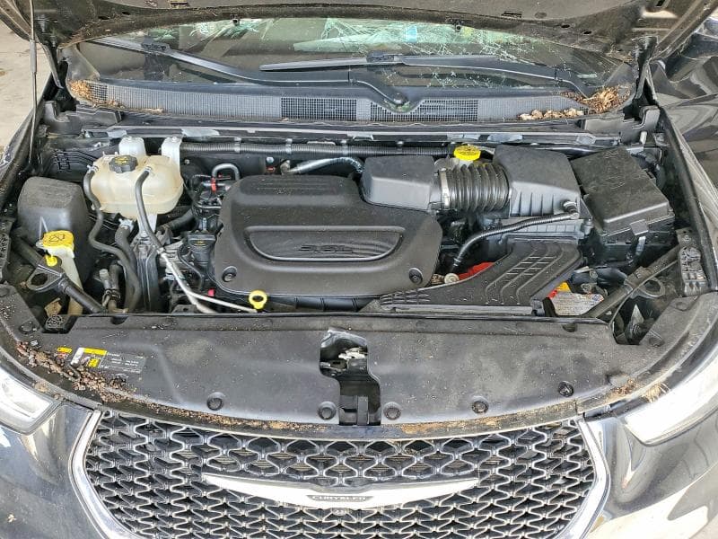 2023 CHRYSLER PACIFICA LIMITED 12
