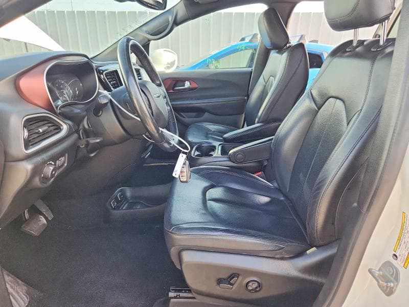 2020 CHRYSLER PACIFICA TOURING L 7