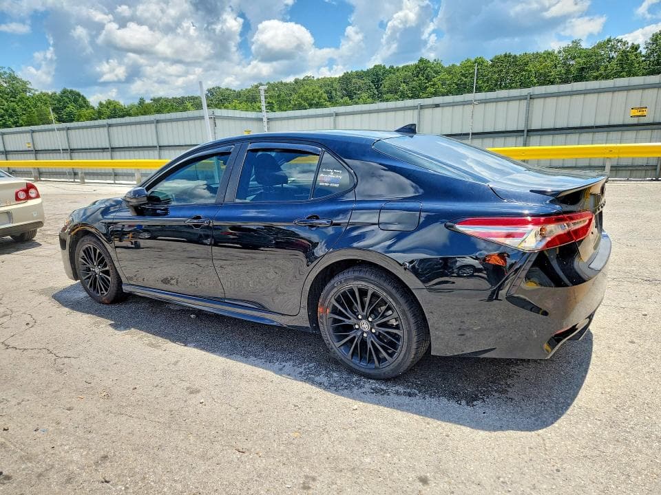 2019 TOYOTA CAMRY SE SE 2