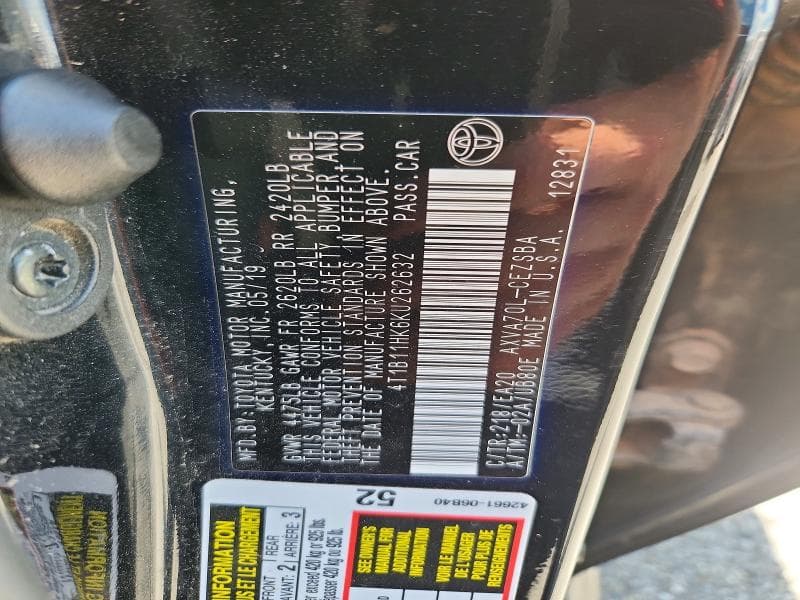 2019 TOYOTA CAMRY SE SE 12