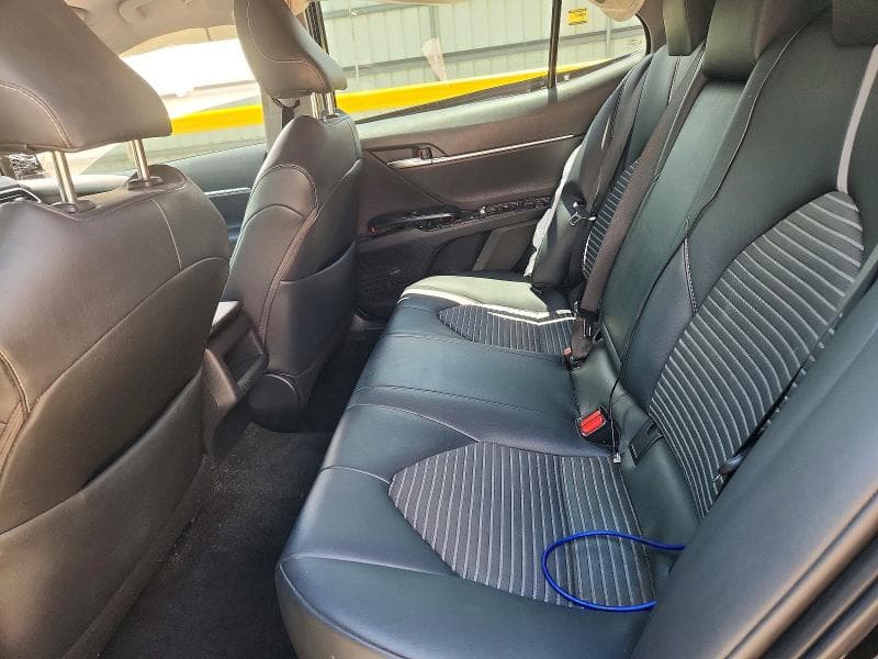 2019 TOYOTA CAMRY SE SE 10