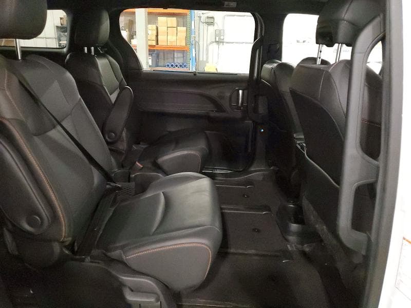 2021 TOYOTA SIENNA XSE XSE 11