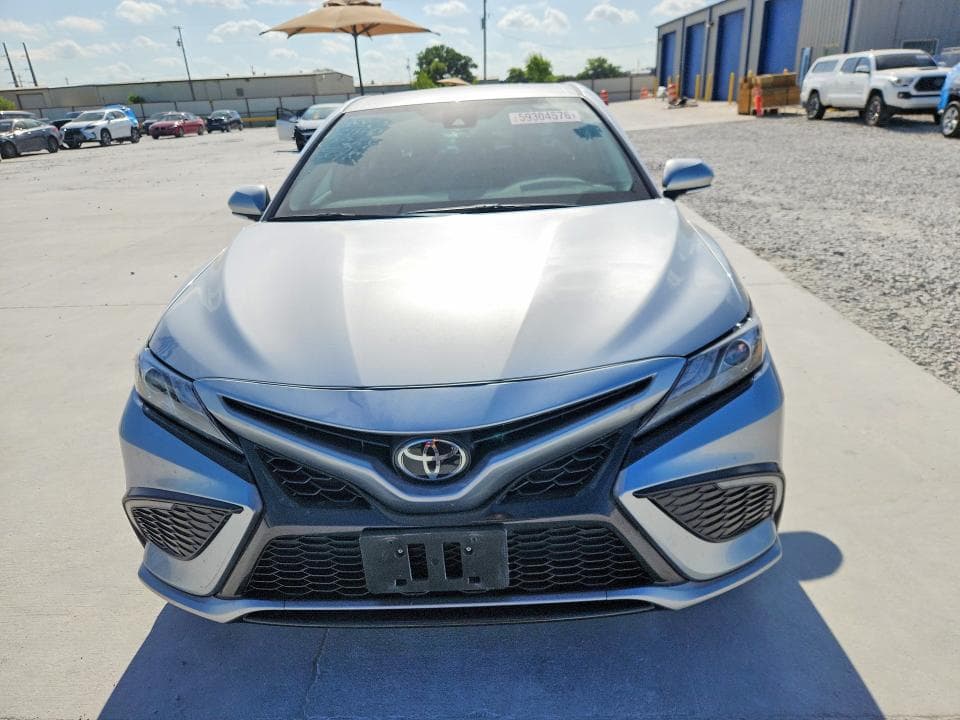 2022 TOYOTA CAMRY XSE 5