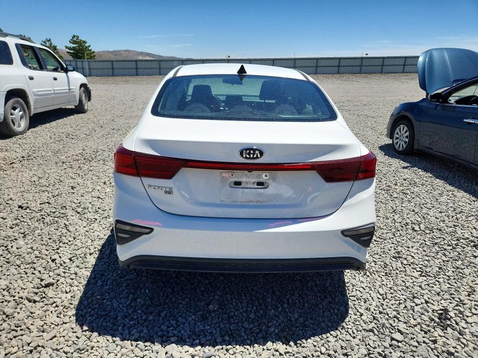 2021 KIA FORTE FE 6