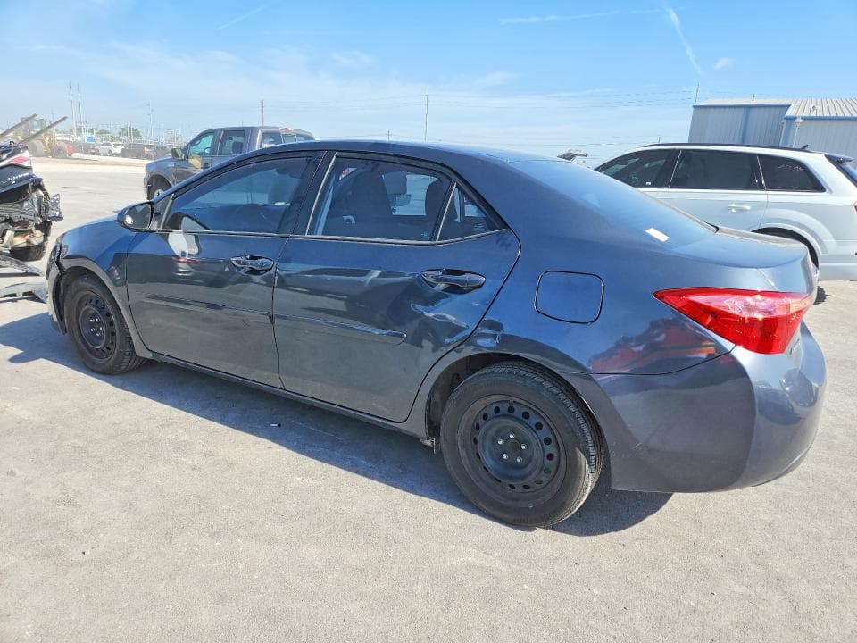 2018 TOYOTA COROLLA LE 2