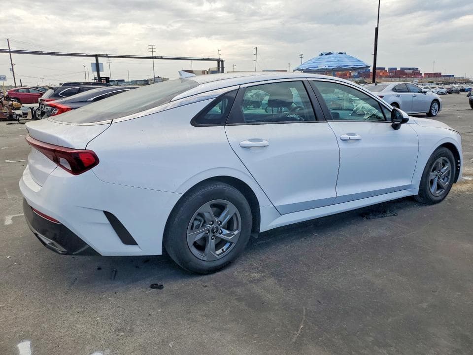 2022 KIA K5 LXS 3