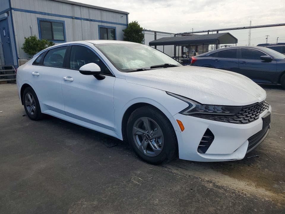 2022 KIA K5 LXS 4
