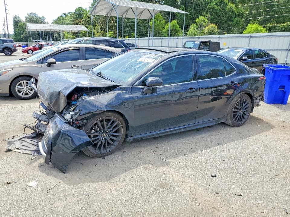2021 TOYOTA CAMRY XSE - 1