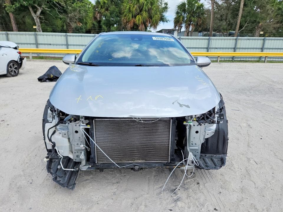 2020 TOYOTA COROLLA LE 5