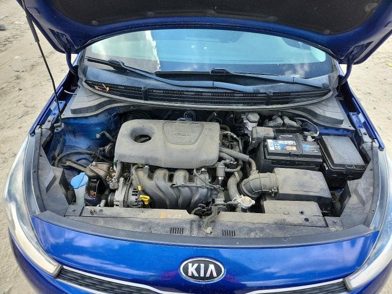 2018 KIA RIO S 11