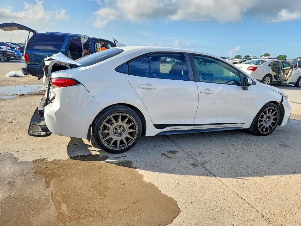 2023 TOYOTA COROLLA SE 3