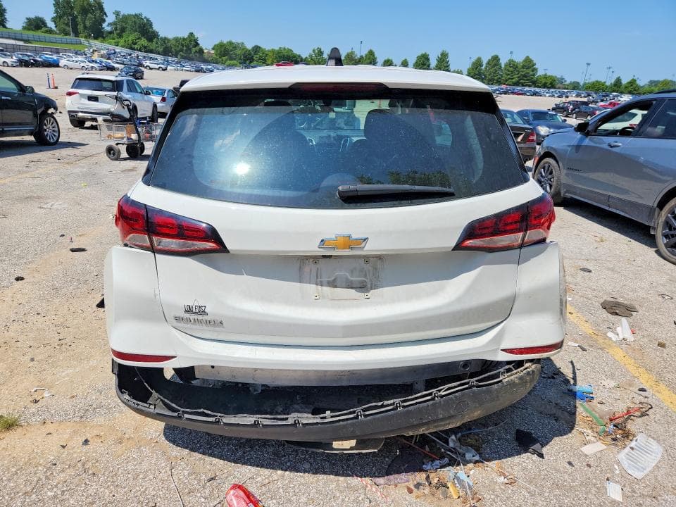 2023 CHEVROLET EQUINOX LS 6