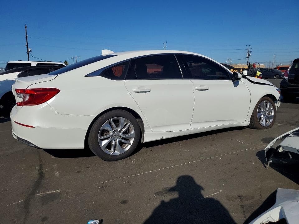 2018 HONDA ACCORD LX 3