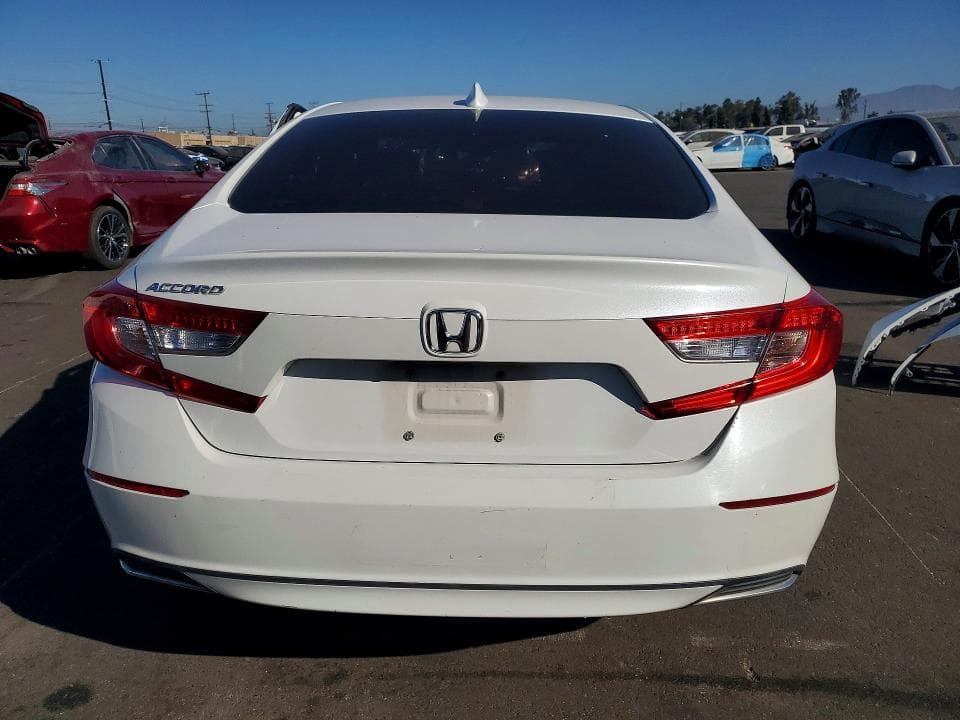 2018 HONDA ACCORD LX 6