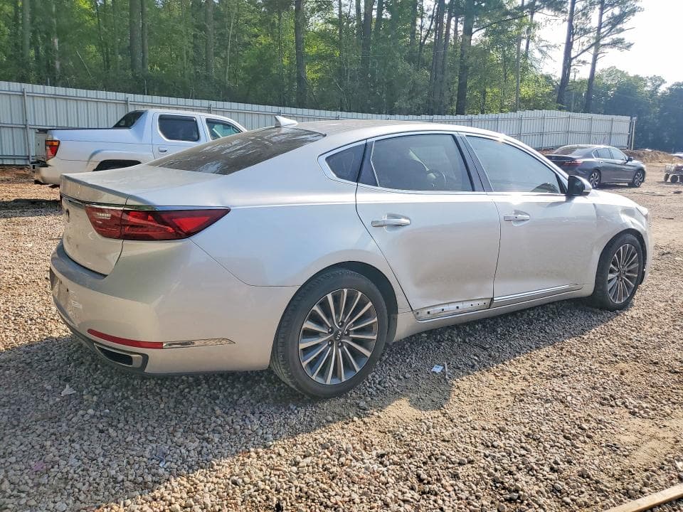 2018 KIA CADENZA PREMIUM 3