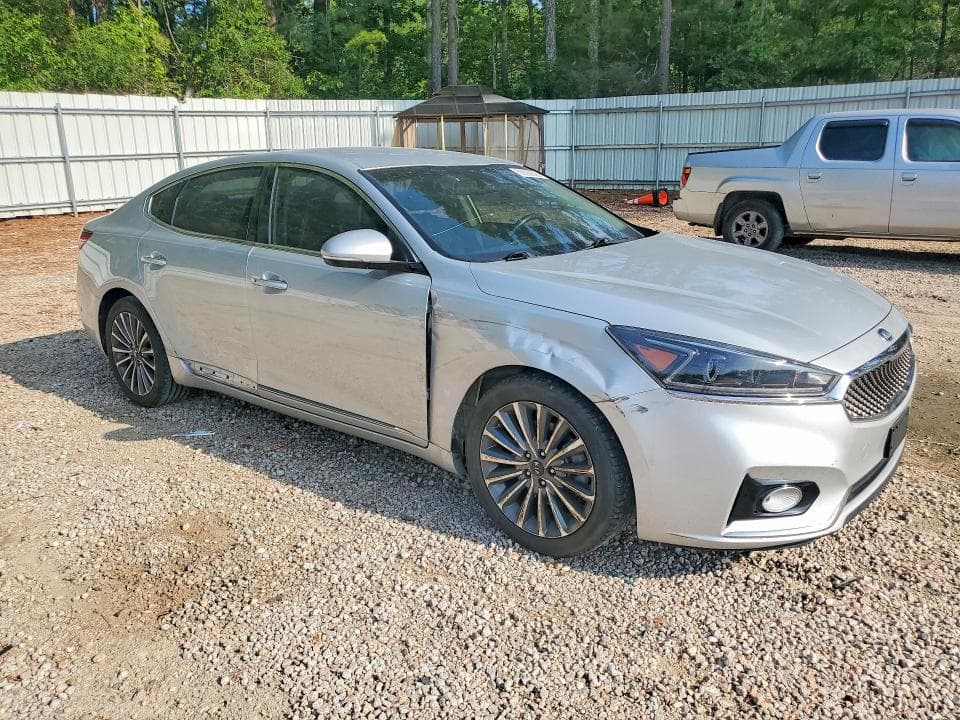 2018 KIA CADENZA PREMIUM 4