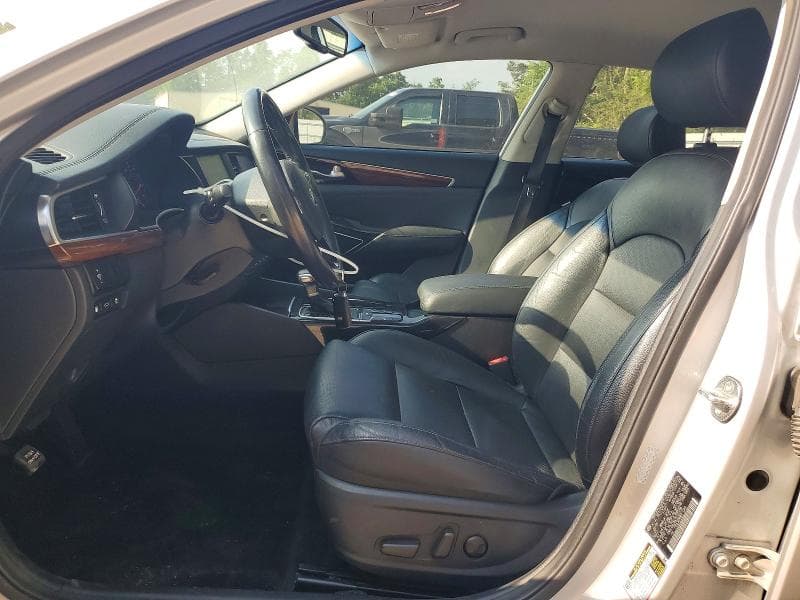 2018 KIA CADENZA PREMIUM 7