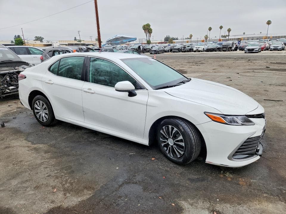 2023 TOYOTA CAMRY LE 4