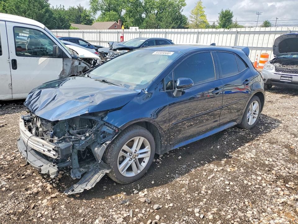 2019 TOYOTA COROLLA HATCHBACK SE SE - 1
