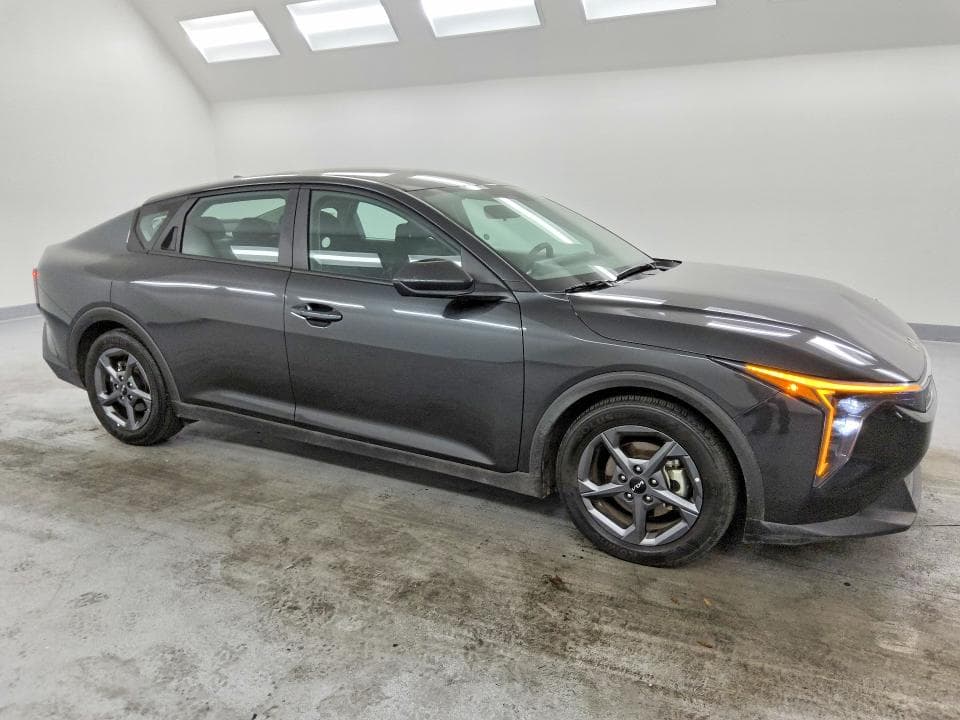 2025 KIA K4 LXS 4