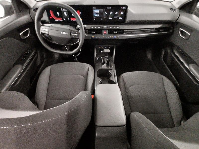 2025 KIA K4 LXS 8