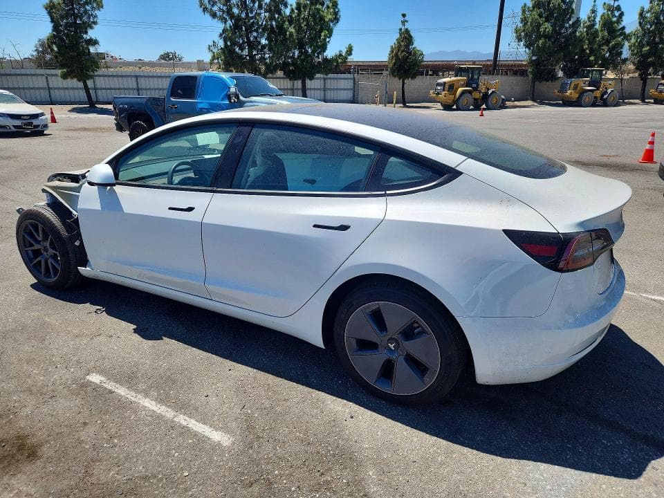 2023 TESLA MODEL 3 2