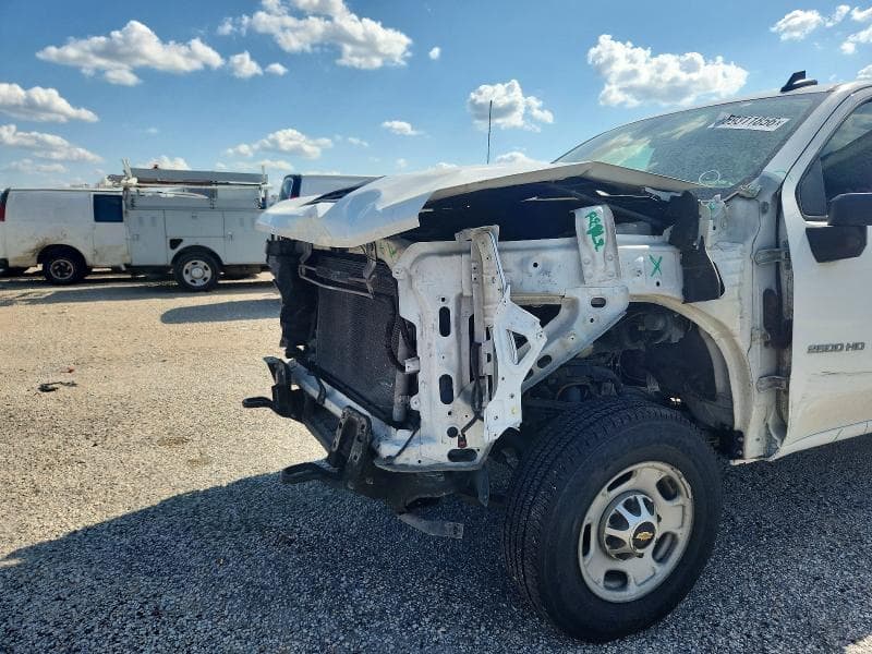 2023 CHEVROLET SILVERADO C2500 HEAVY DUTY 9