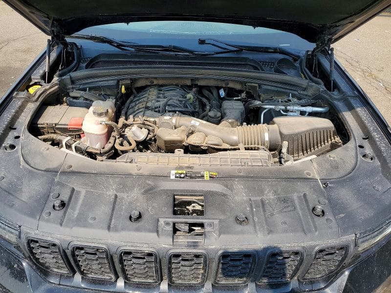 2024 JEEP GRAND CHEROKEE LAREDO 11