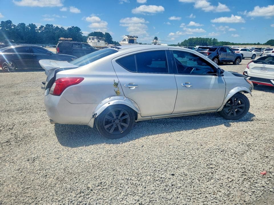 2017 NISSAN VERSA 1.6 SL 3