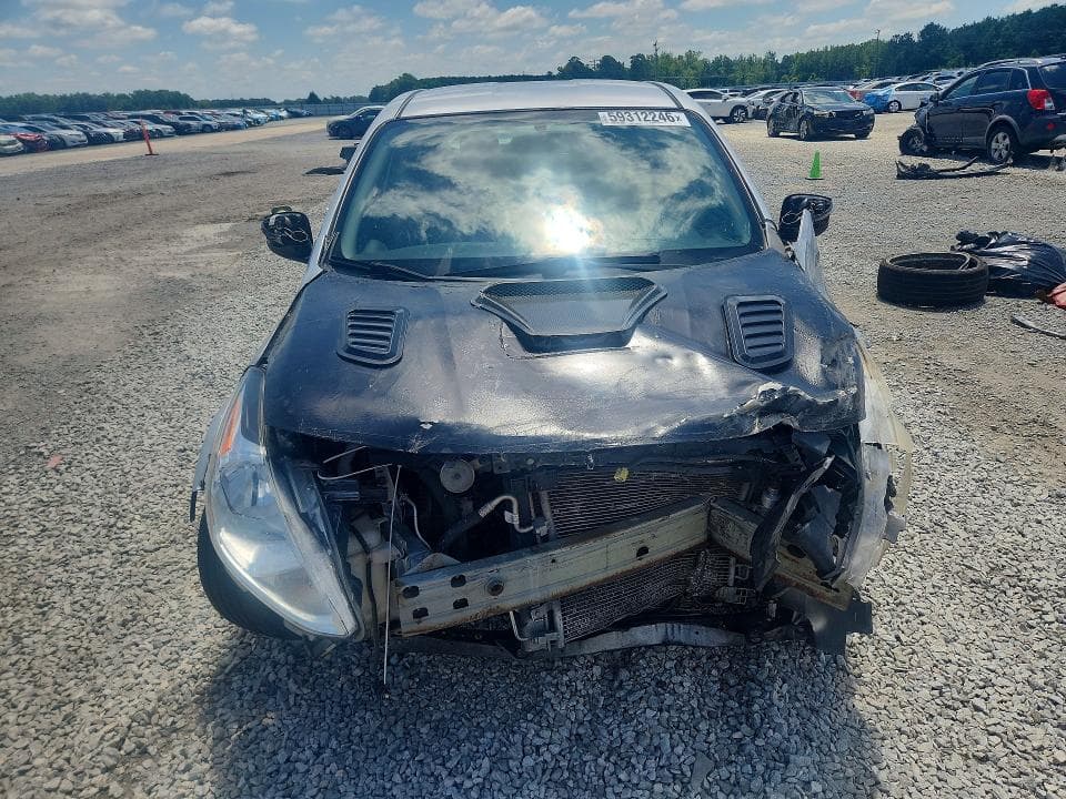 2017 NISSAN VERSA 1.6 SL 5