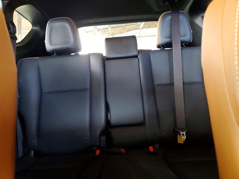 2018 TOYOTA RAV4 SE 10