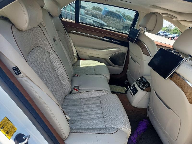 2021 GENESIS G90 ULTIMATE 10