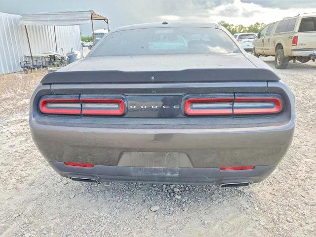 2018 DODGE CHALLENGER SXT 6