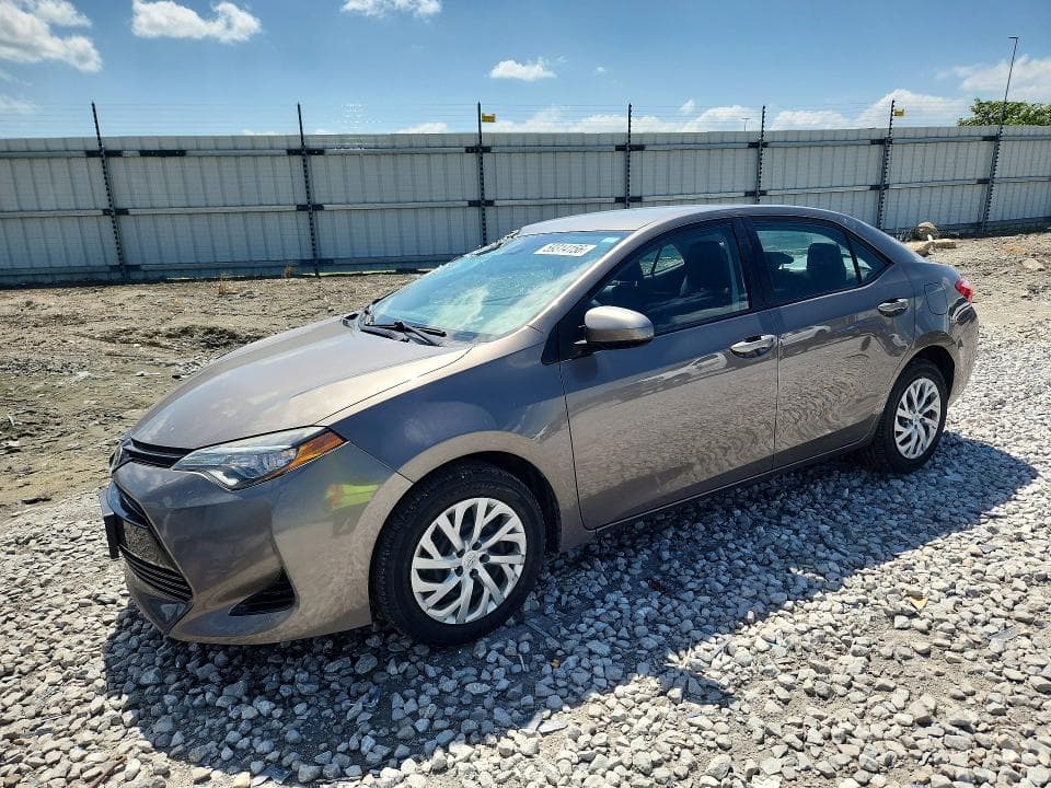 2017 TOYOTA COROLLA LE - 1