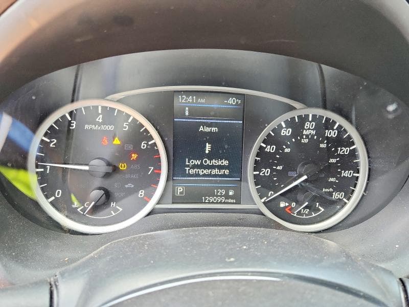 2019 NISSAN SENTRA S 9