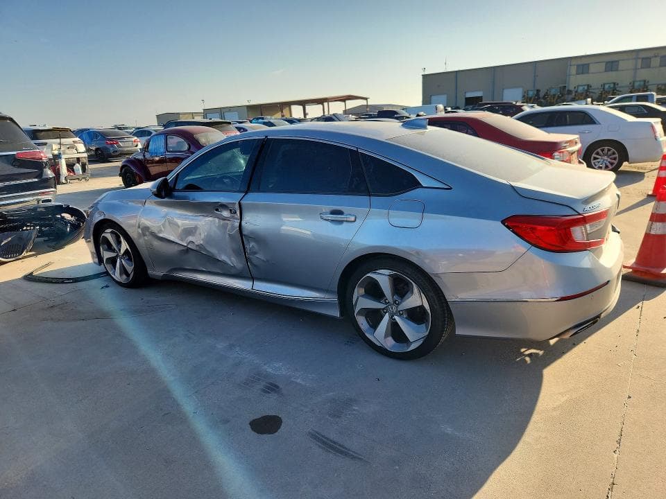 2018 HONDA ACCORD TOURING 2