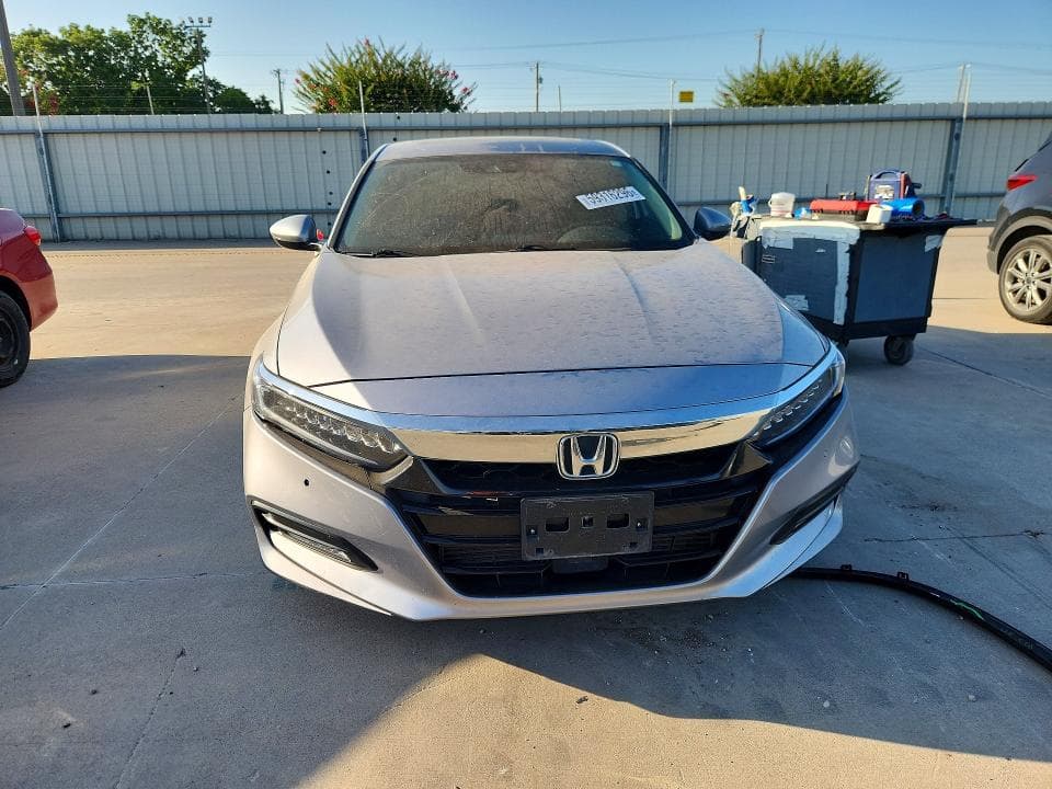 2018 HONDA ACCORD TOURING 5
