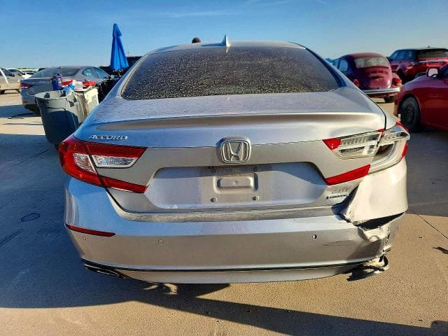 2018 HONDA ACCORD TOURING 6