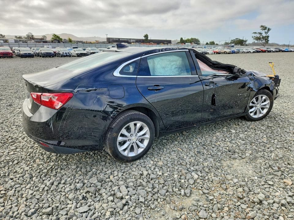 2023 CHEVROLET MALIBU LT 3