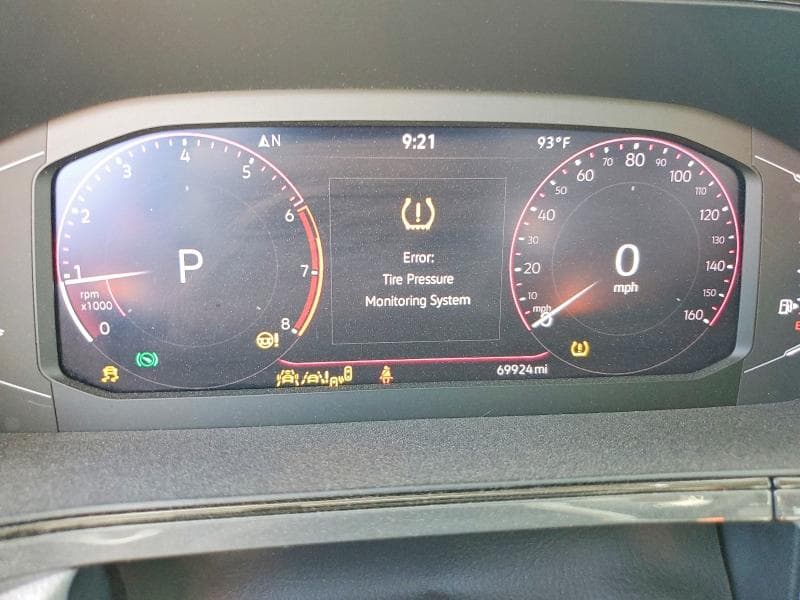 2022 VOLKSWAGEN TAOS SEL SEL 9