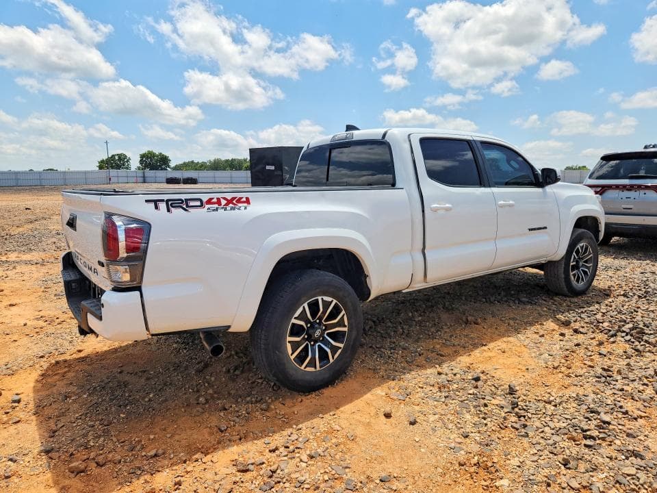 2023 TOYOTA TACOMA TRD SPORT 3