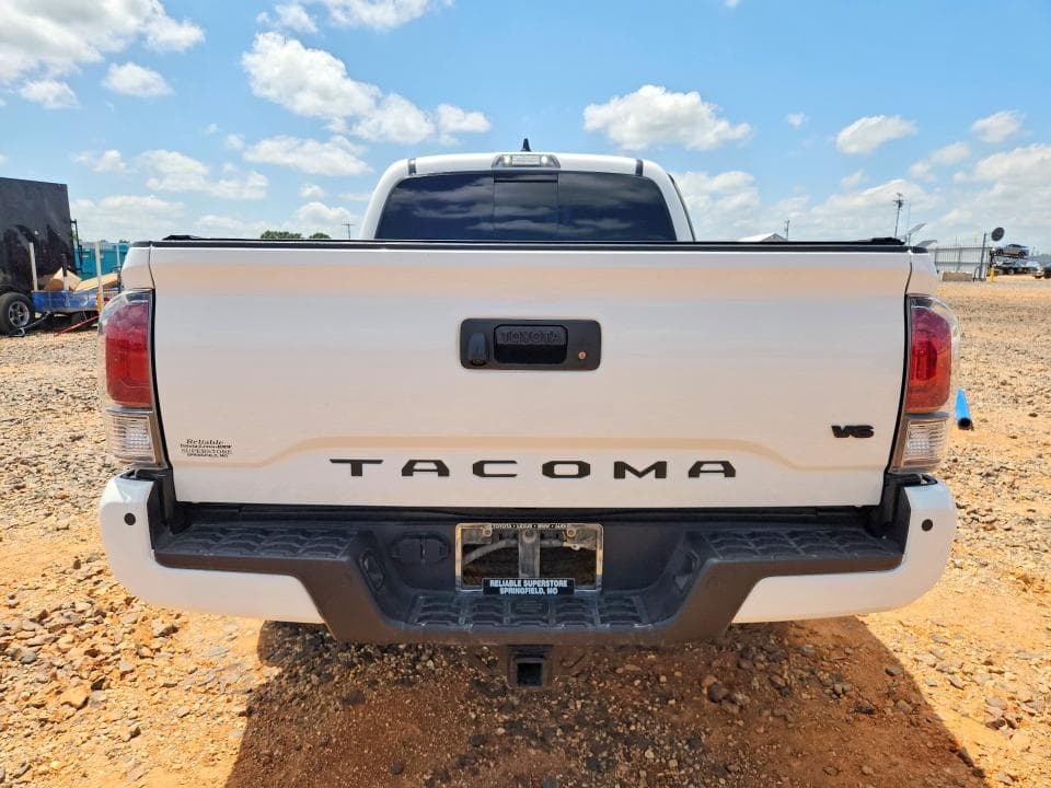 2023 TOYOTA TACOMA TRD SPORT 6