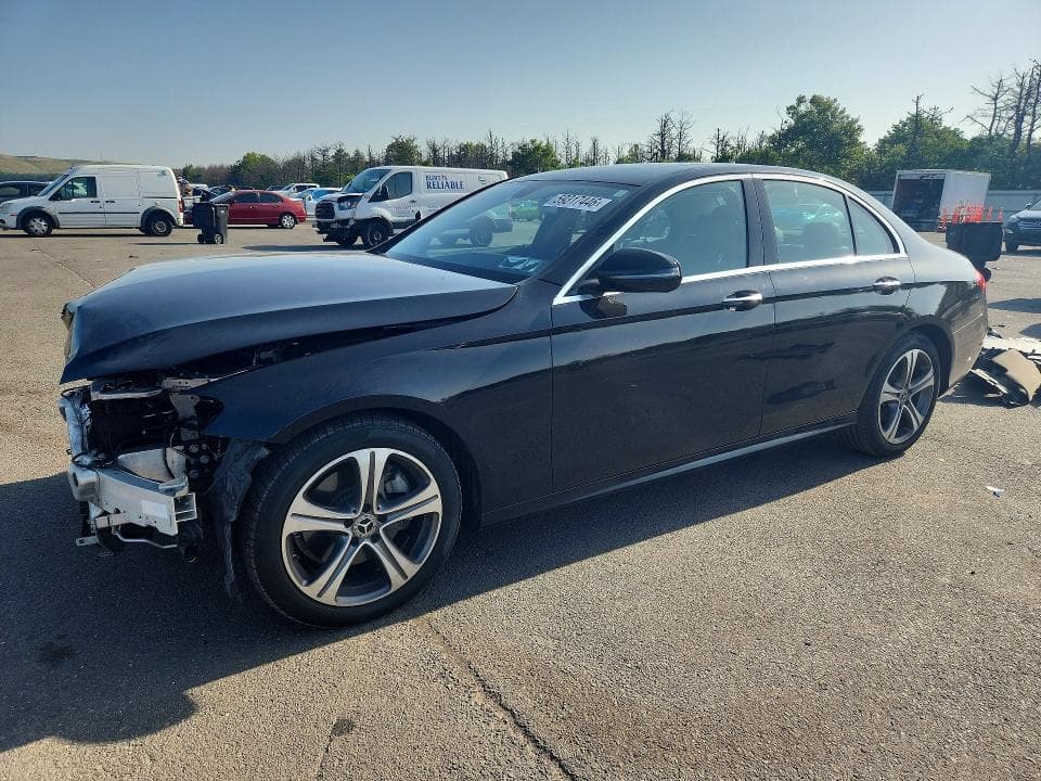 2018 MERCEDES-BENZ E 300 - 1